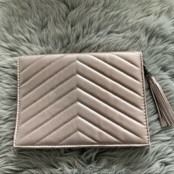 Neiman Marcus faux leather Clutch - Picture 2 of 5